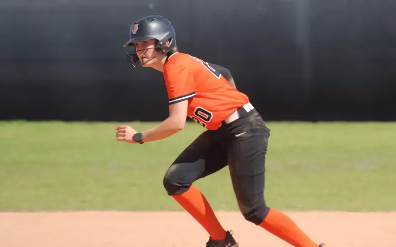 Lexi Quagliana Earns SUNYAC Softball Scholar Athlete Of The Year