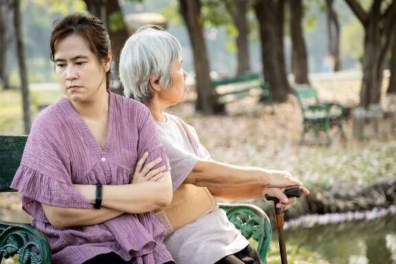 Study shows how changes in family ties are associated with mental health among older adults in China