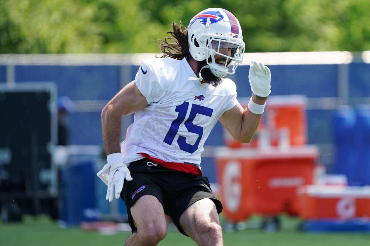 Buffalo Bills cut Jake Kumerow with plan to re-sign