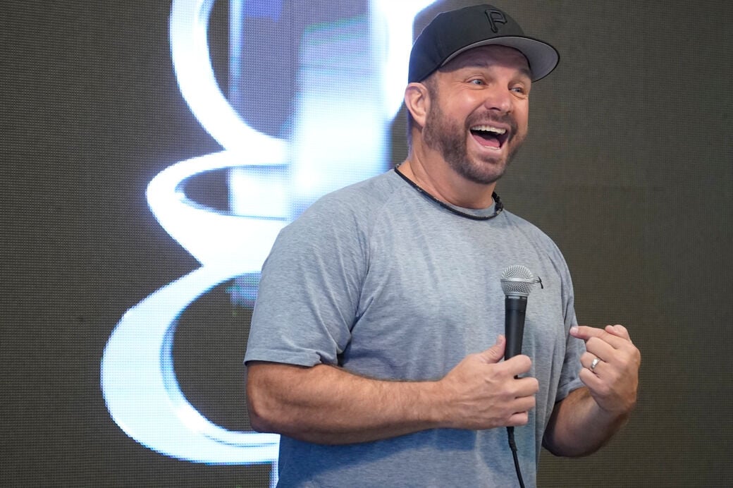 Garth Brooks Adds a Catch to Limited Series Box Release