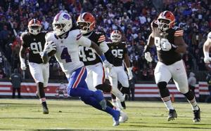 Lance Lysowski: Bills need to take advantage of James Cook's historic season