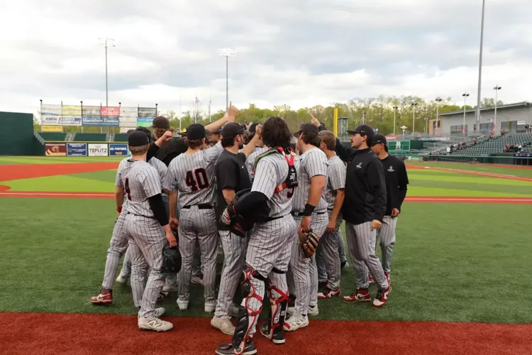 DYU Splits A Pair of One-Run Battles at Clover Stadium