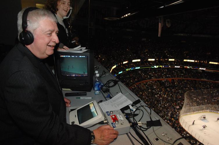  BIOGRAPHY OF RICK JEANNERET: A Tribute To The Iconic Hall Of  Fame Broadcaster Who Reverberated Through 50 Years Of Buffalo Sabres  History (1942-2023) (BIOGRAPHIES OF RICH AND FAMOUS PERSONALITIES):  9798858016090: Melton