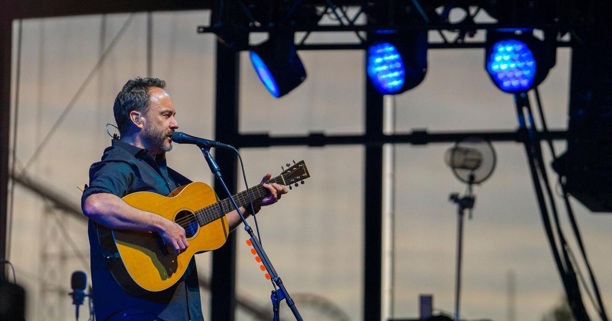 Photos Dave Matthews performs at Darien Lake