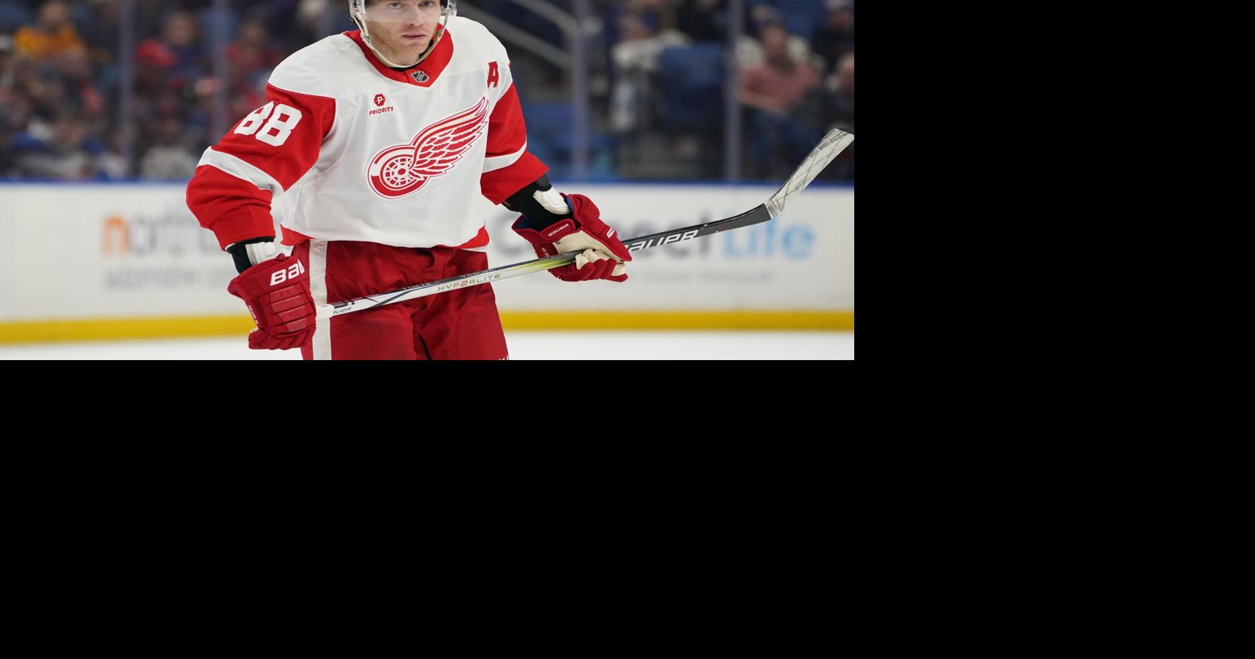 South Buffalo's Patrick Kane signs with Chicago Blackhawks
