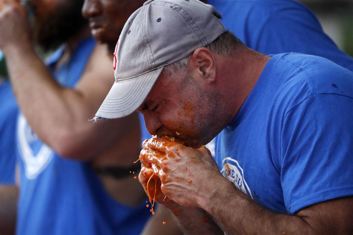 Geoffrey Esper world championship title by eating 281 chicken | | buffalonews.com