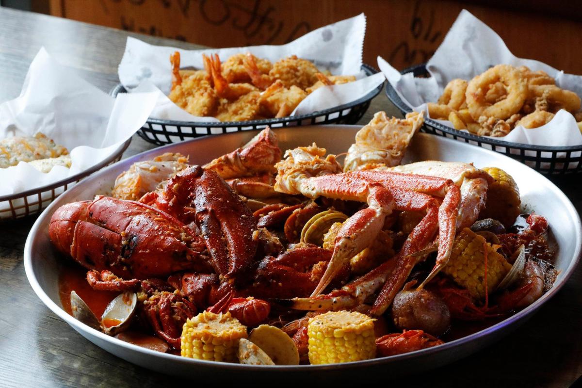 Storming Crab Restaurant review Multimedia