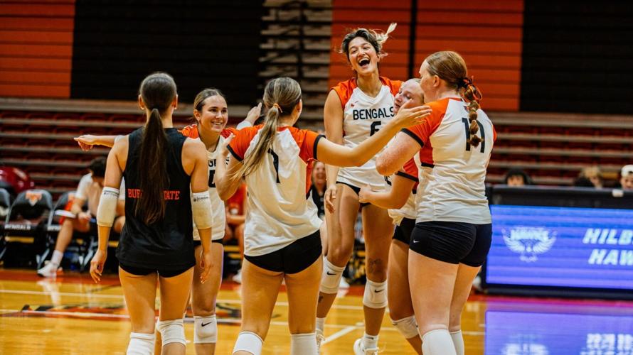 Women’s Volleyball Soars Past the Hawks in Season Opener