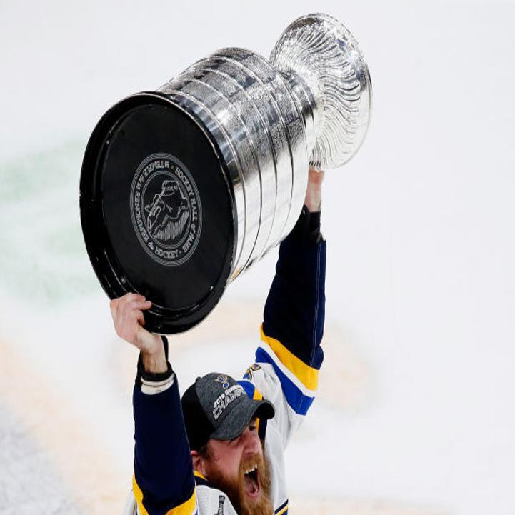 Emotions Of Life And A Crazy Year Pour Out For O Reilly And Family After Cup Victory Columnists Buffalonews Com