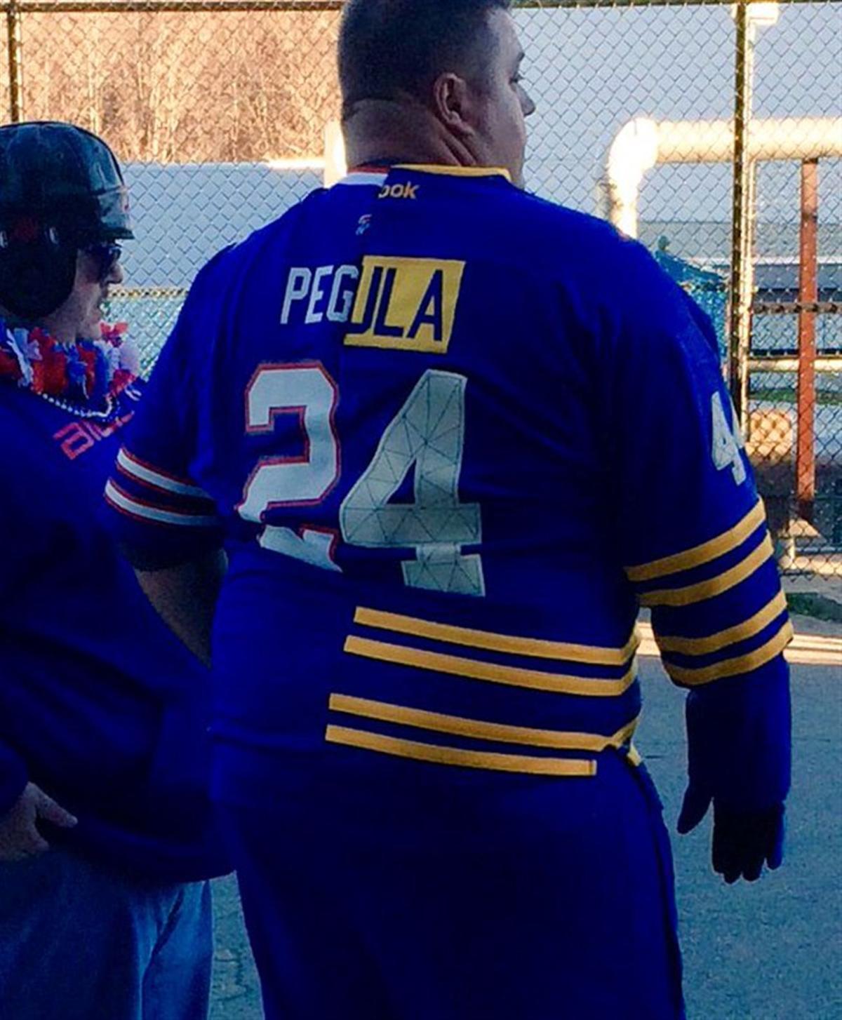 The 10 Best/Worst Custom Bills Jerseys of 2015