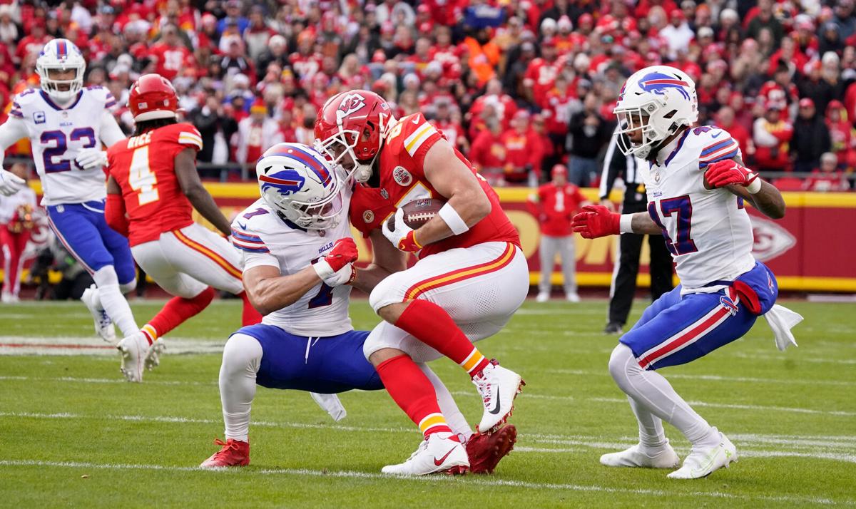 Chiefs have 49-yard go-ahead TD called back by penalty, fall 20-17 to  Buffalo