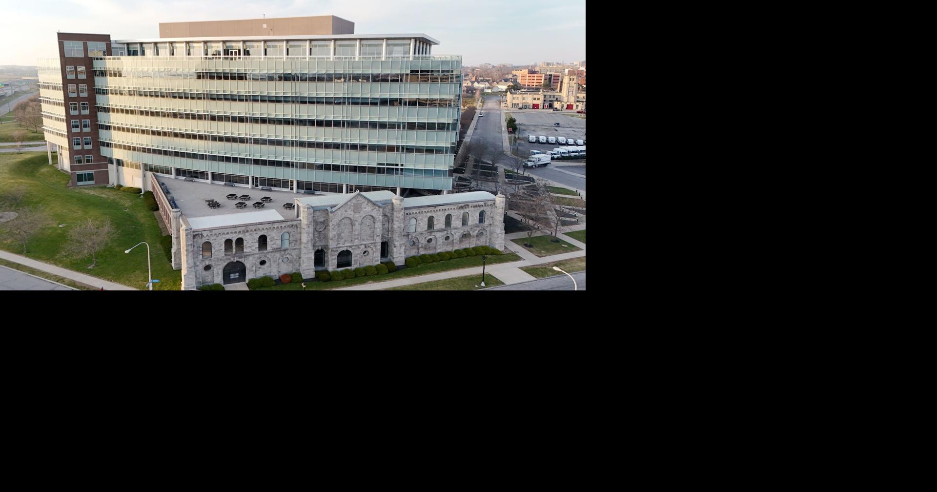 Leading business groups moving in office shuffle