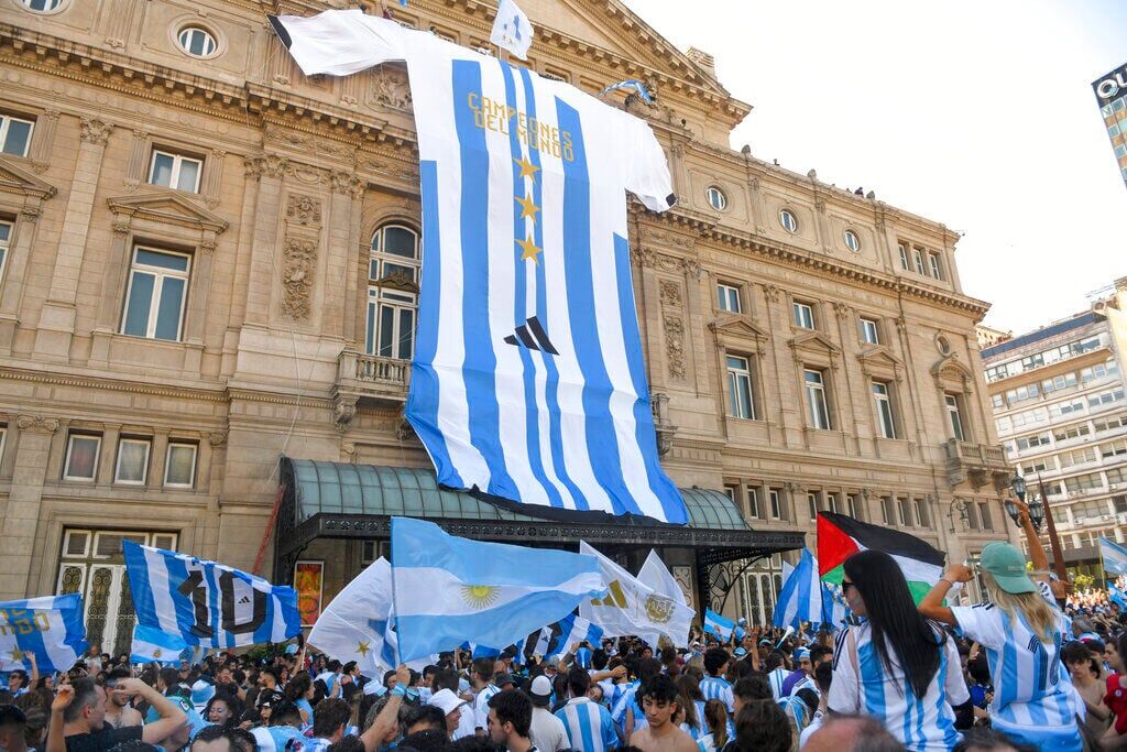 Watch: Fans celebrate World Cup triumph with Lionel Messi's pet dog