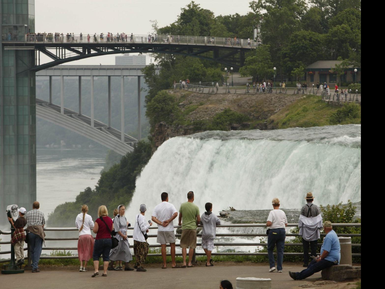 Canadian tourists shun U.S. – and that hurt Buffalo Niagara | Local News | buffalonews.com