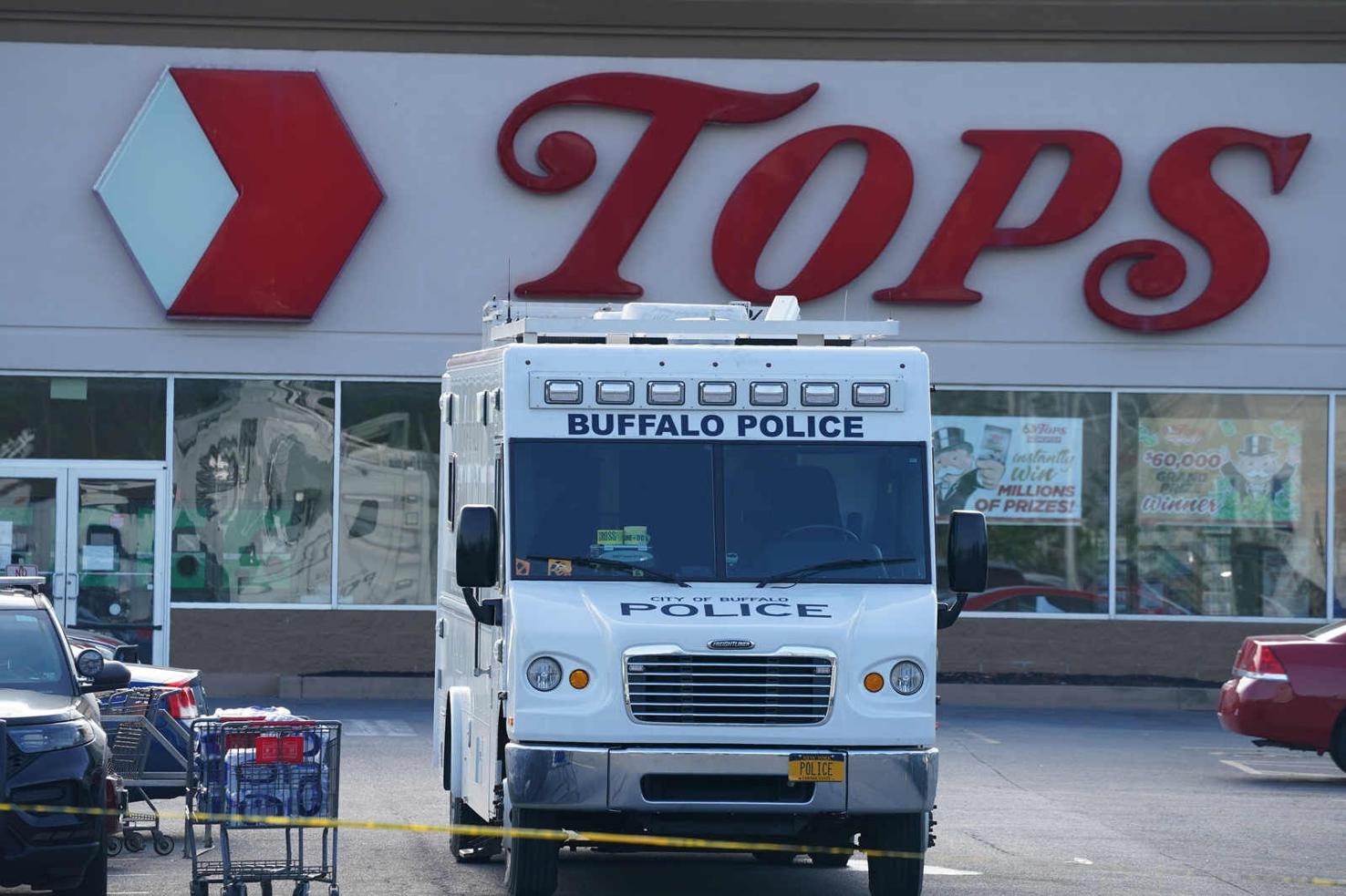 Photos Vigil at Tops Markets the morning after Buffalo's worst mass