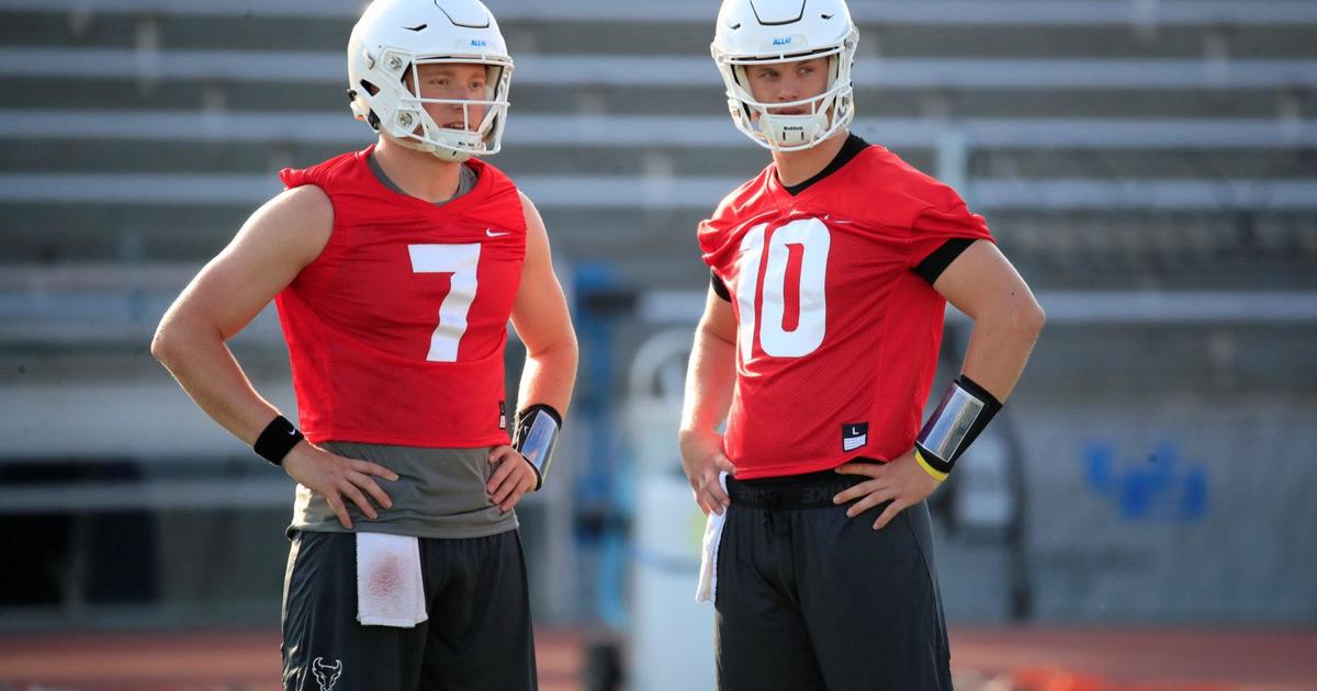 Matt Myers, Kyle Vantrease vie again to become UB's starting quarterback