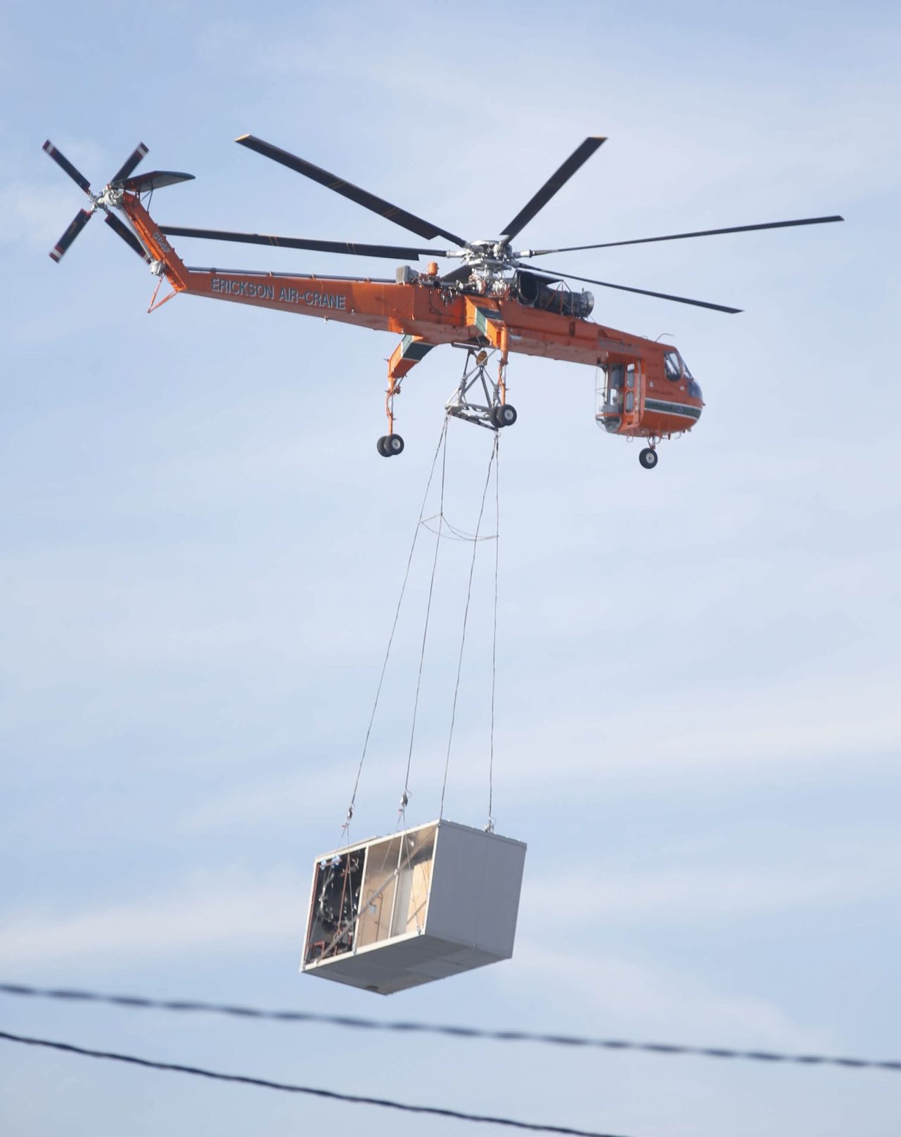 how much weight can a sky crane lift