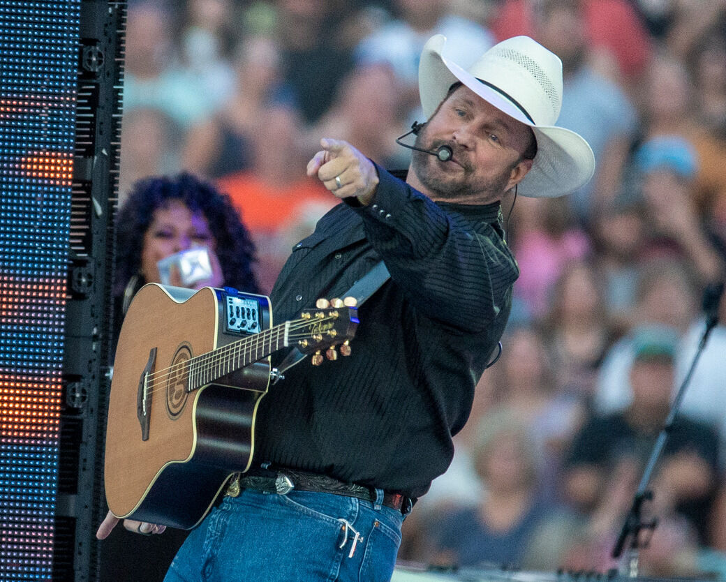 Ahead of Highmark Stadium show, Garth Brooks weighs in: He's a no