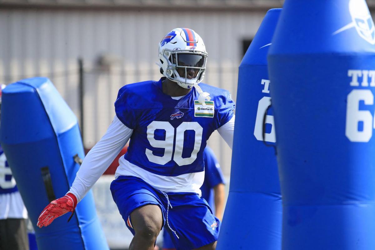 Josh Allen In The Buffalo Sabres Locker Room Goes Viral [WATCH]