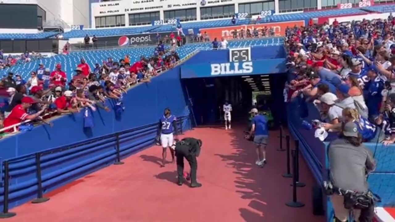 Buffalo is Special!' Bills WATCH: Damar Hamlin Family at Stadium 'Blue & Red'  Practice - Sports Illustrated Buffalo Bills News, Analysis and More