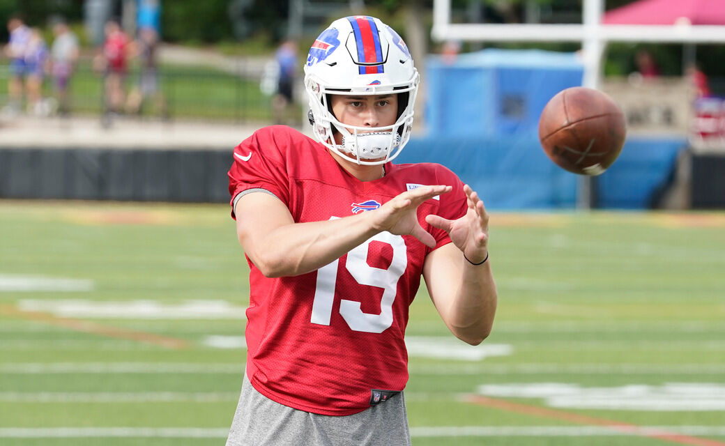 5 punter options for Buffalo Bills following Matt Araiza's release