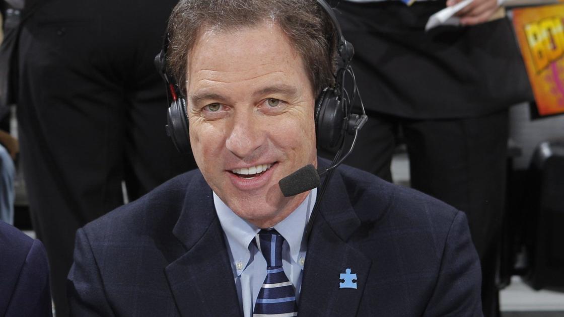 Fresh Off Black Cat Call Cbs Harlan To Work Bills Broncos Game Buffalo Bills News Nfl Buffalonews Com