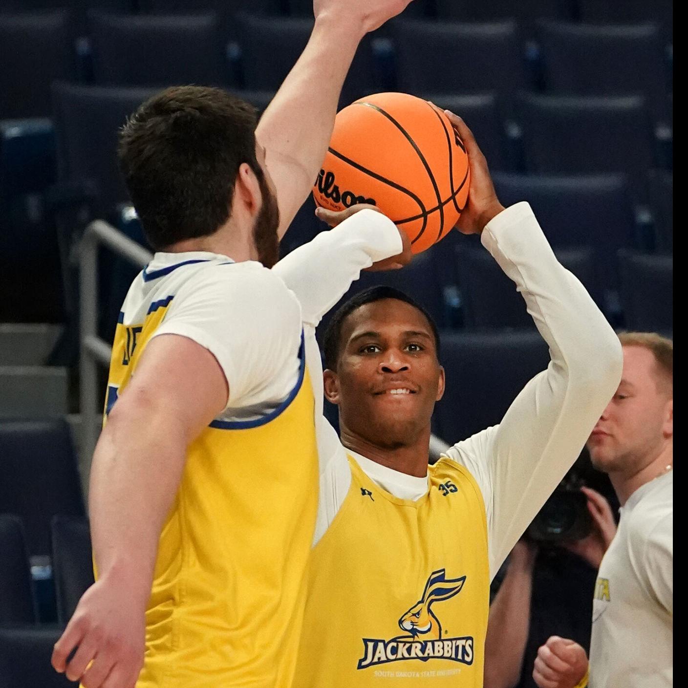 South Dakota State puts nation's longest winning streak on ...
