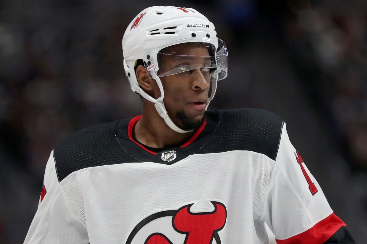 Former Sabres on the move: Wayne Simmonds signs with Maple Leafs