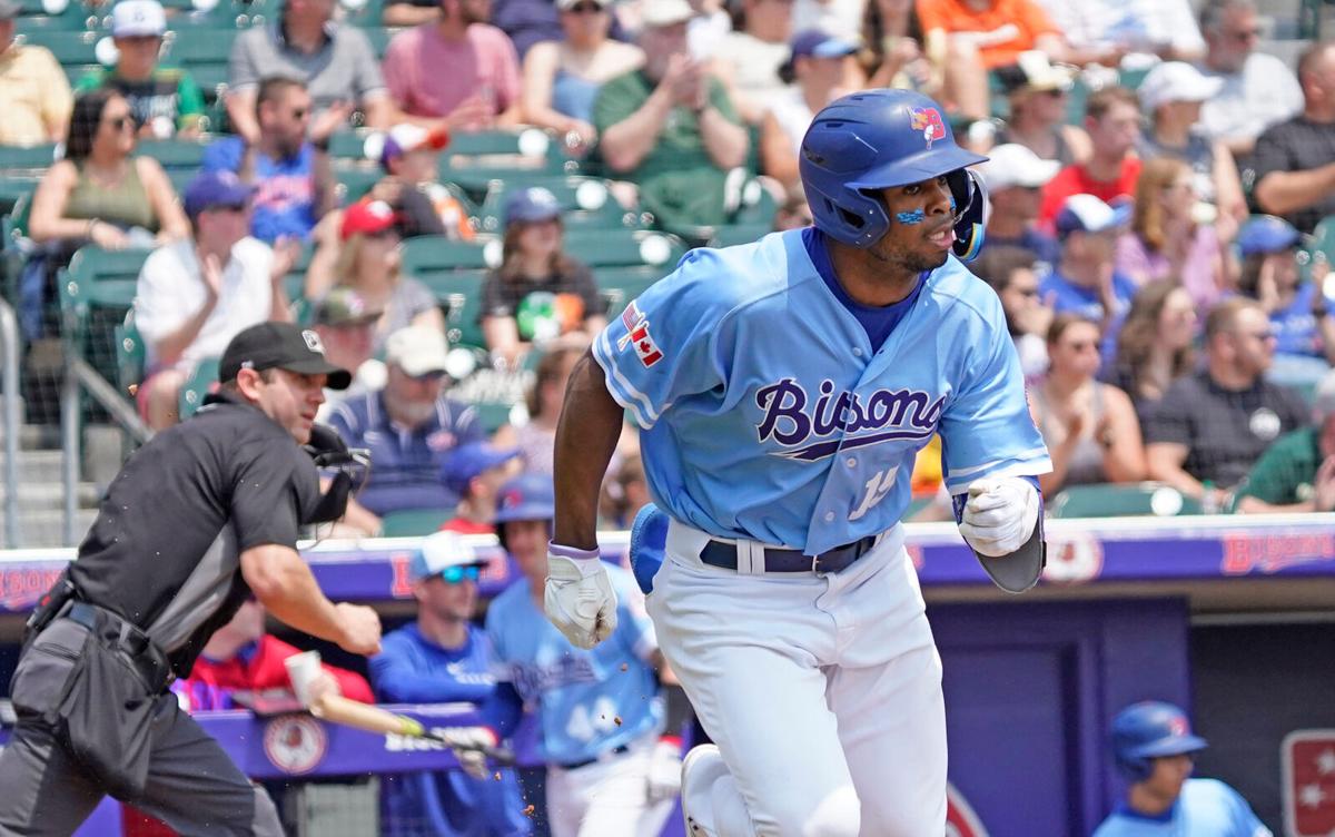 Blue Jays sign outfielder Wynton Bernard to a minor league contract