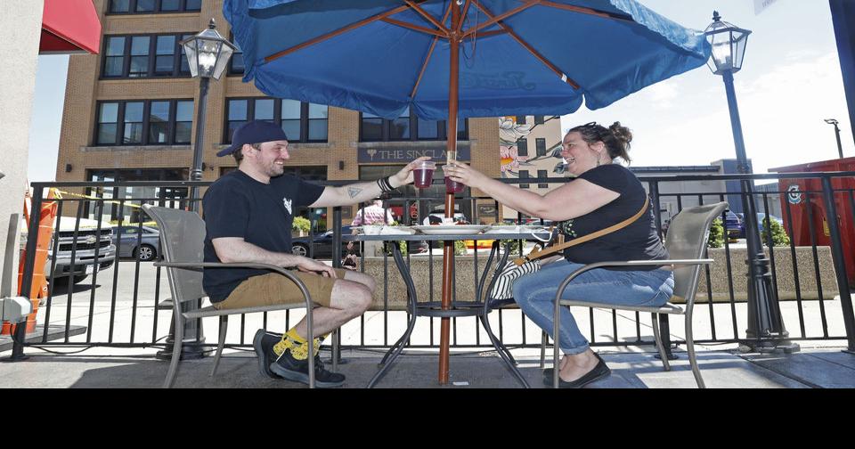 Buffalo restaurant patios open up for service