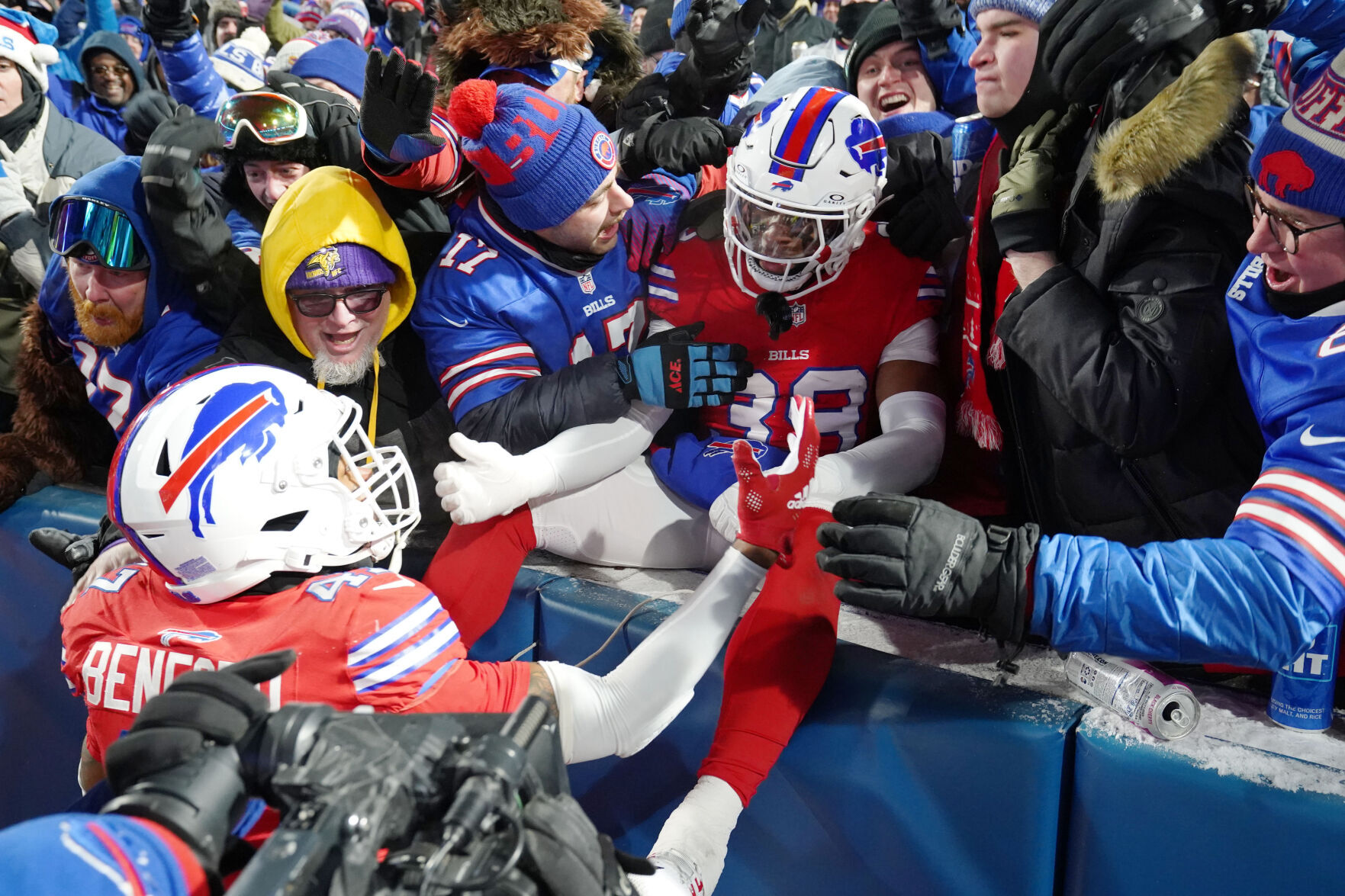 Sean McDermott Praises Cam Lewis for Game-Changing Play Against Patriots
