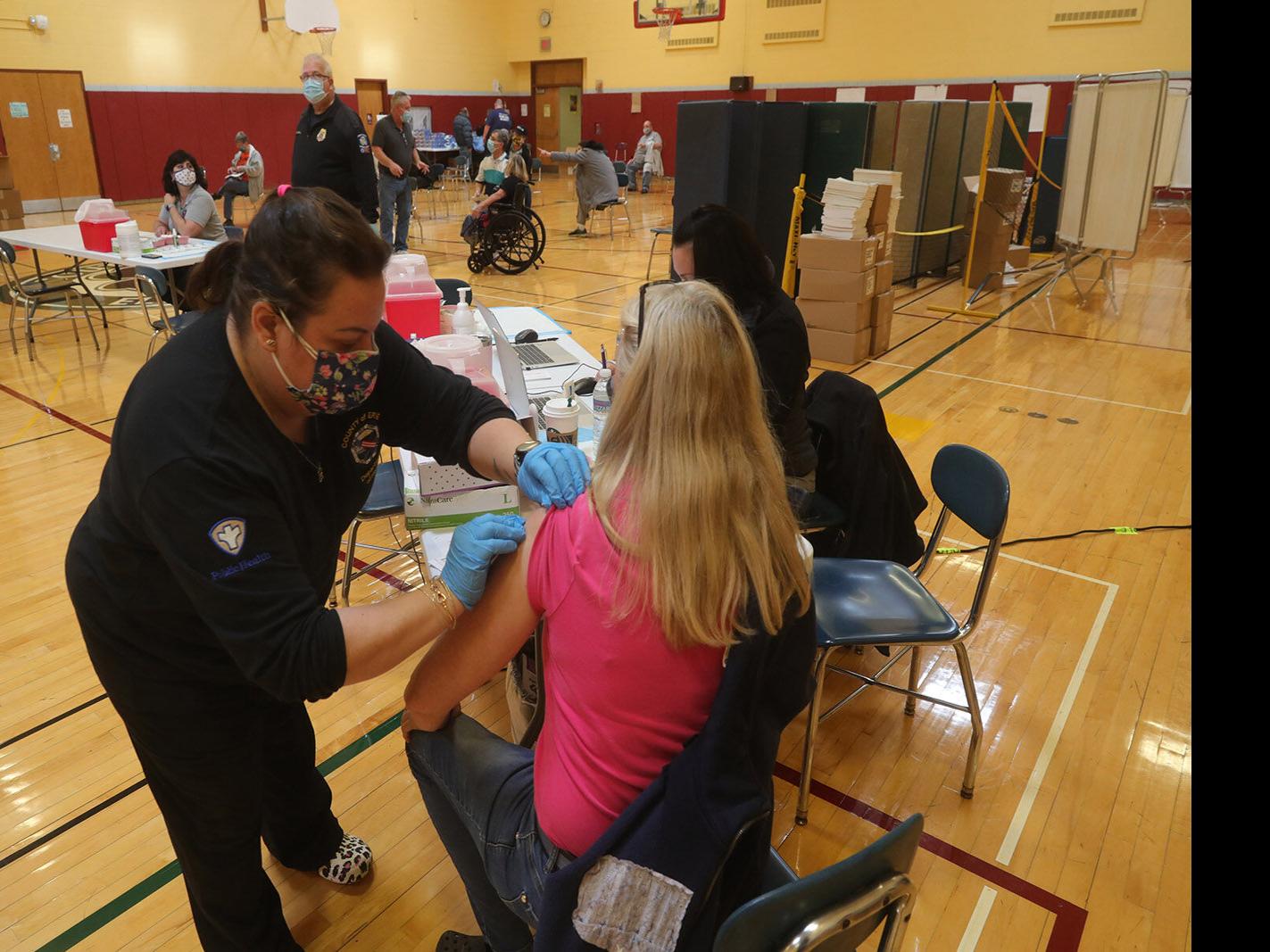 Cuomo S Call For Vaccine Mandate For Teachers Is Non Starter For Union Education Buffalonews Com