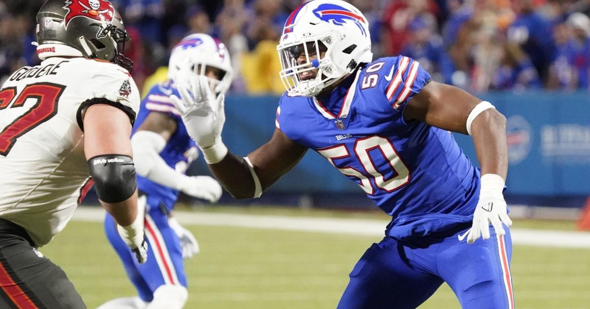 UB football extends scholarship offer to Jonathan Rousseau