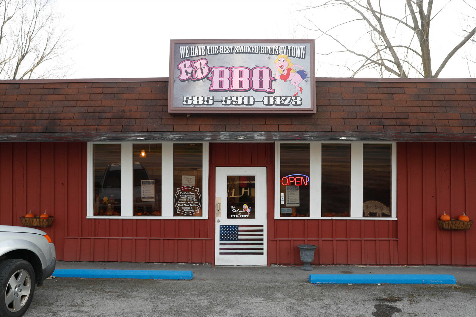 Smokey Goodness At Southern Junction And B&B BBQ | Multimedia ...