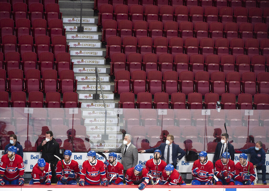 Ottawa Senators: NHL pauses team's season due to Covid-19 outbreak