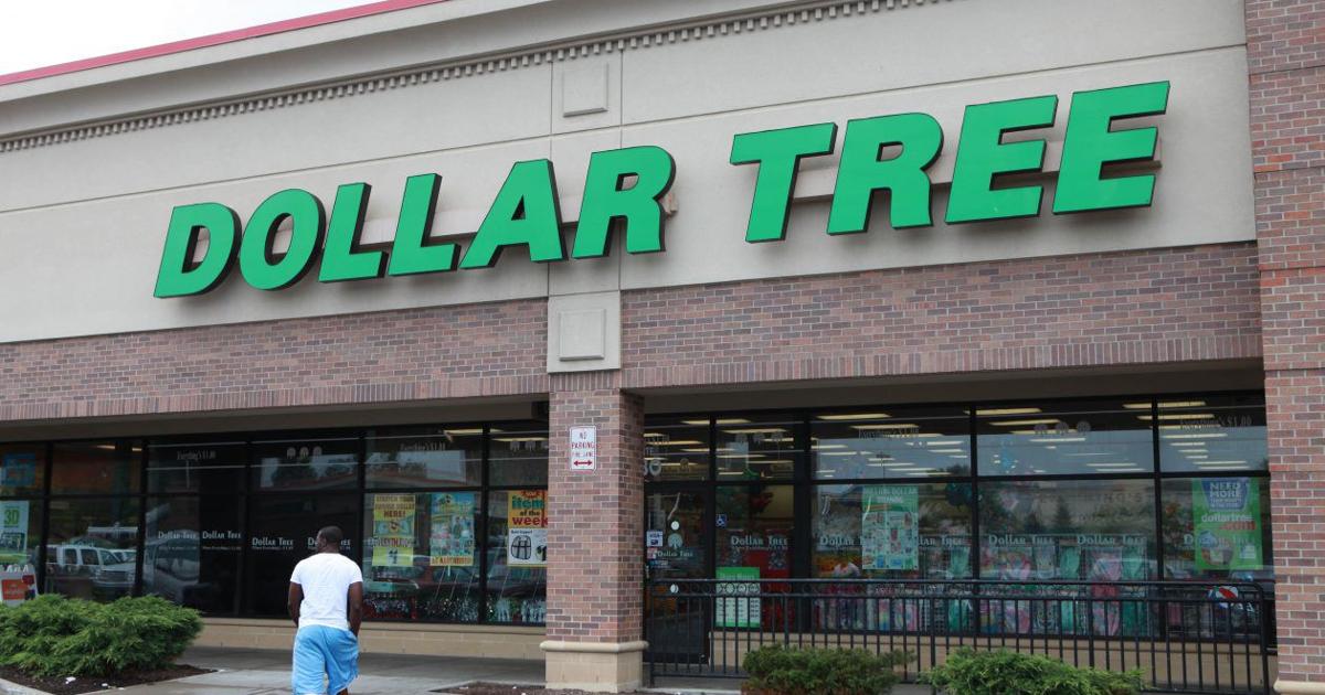 Does Dollar Tree Fill Helium Balloons In 2022? (Full Guide)