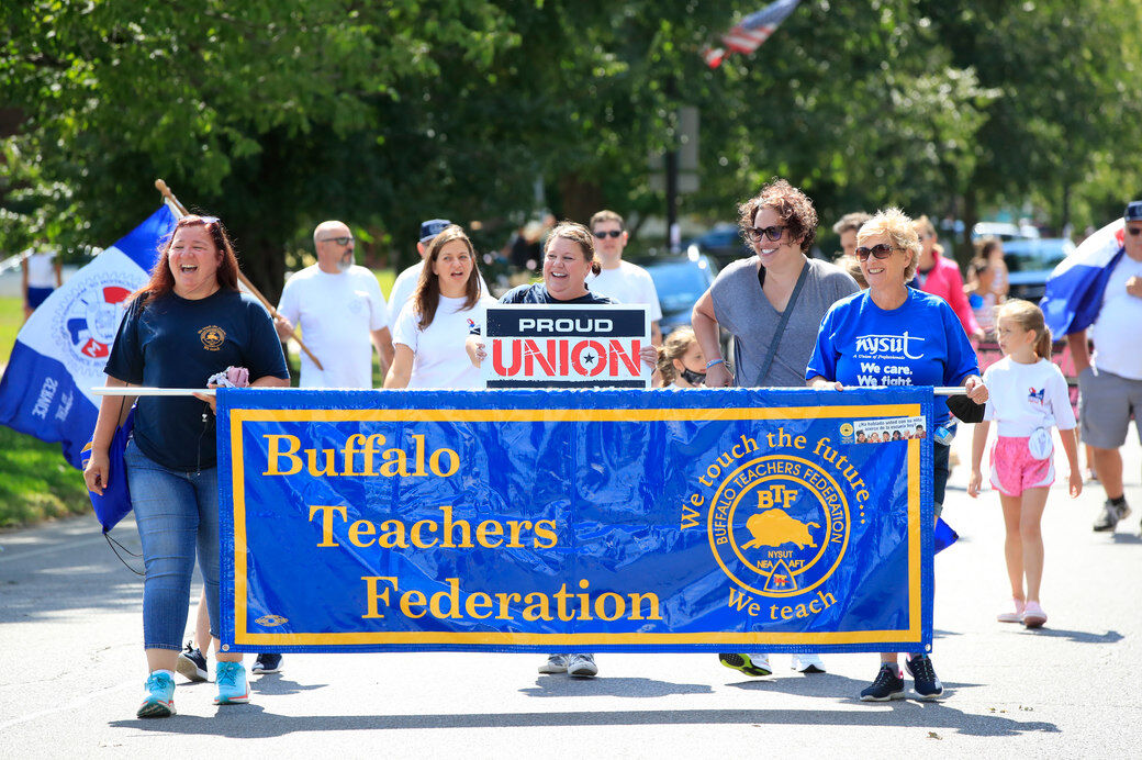 Buffalo teachers overwhelmingly support new contract in strong turnout
