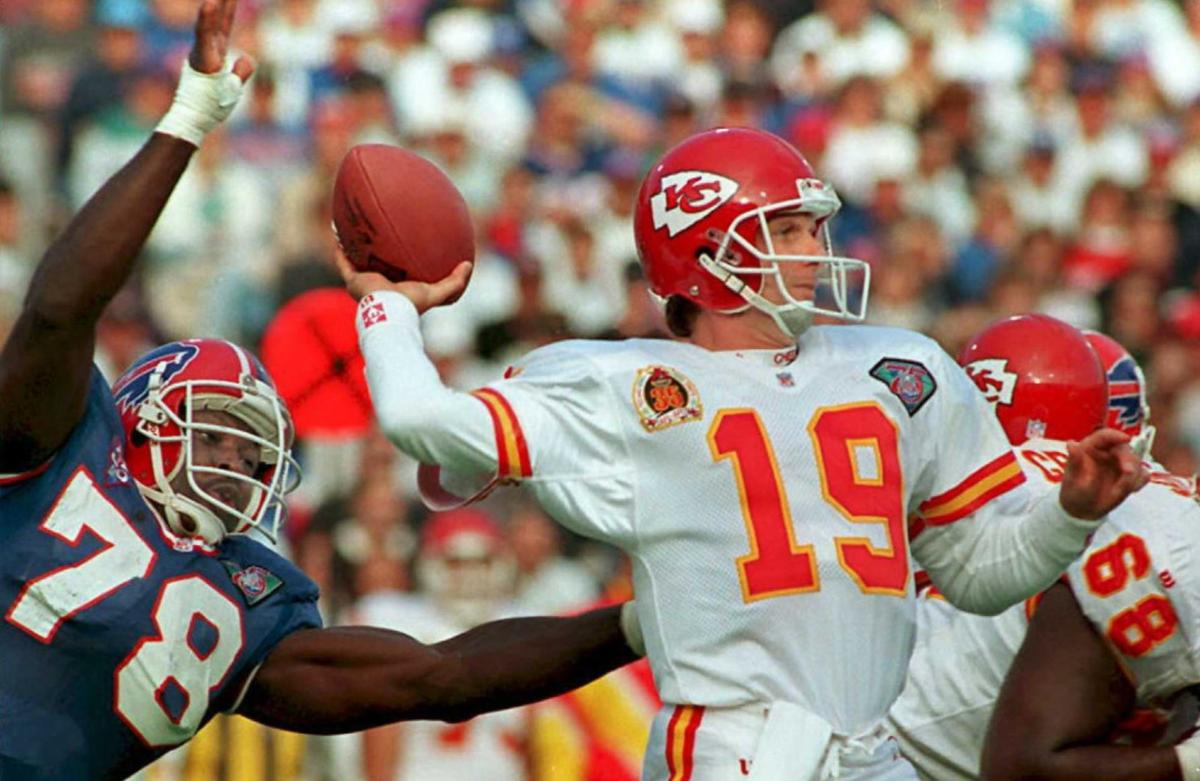 Stats Wizard All Time Numbers In Bills Chiefs Series Buffalo Bills News Nfl Buffalonews Com Mahomes and the chiefs, the defending super bowl champions, are hosting the afc title game for the third straight year and. bills chiefs series