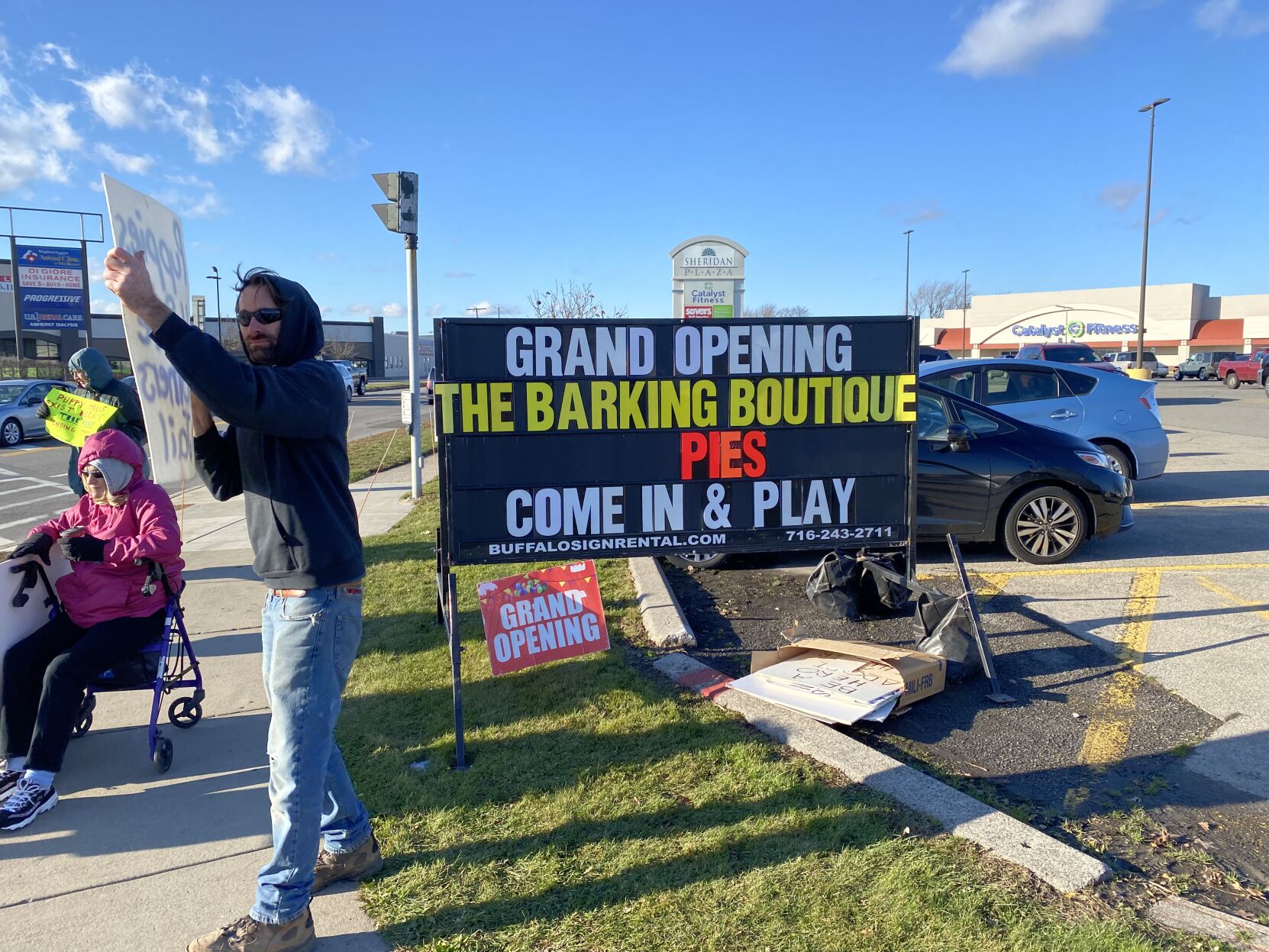 Barking Boutique opening in Tonawanda draws protesters