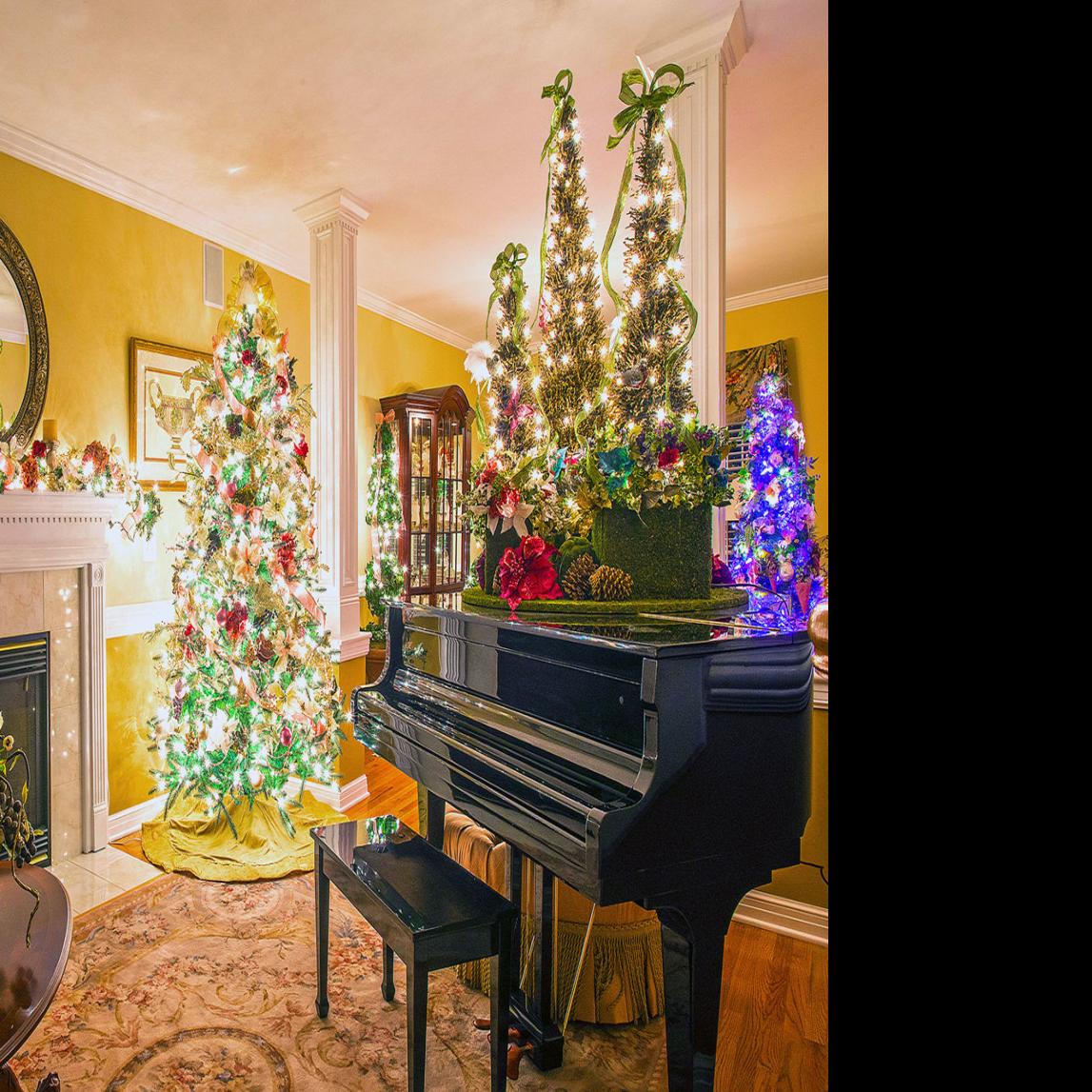 All Decked Out Western New Yorkers Show Their Holiday Style Buffalo Magazine Buffalonews Com