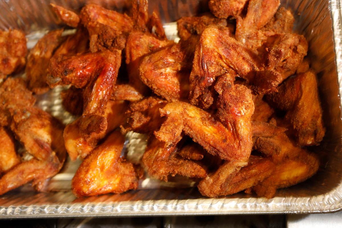 'Mumbo' wings? They're an important part of Buffalo's chicken wing story