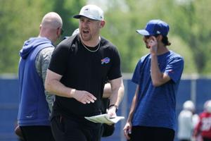 Inside Joe Brady’s transition to calling plays as the Bills’ head coach
