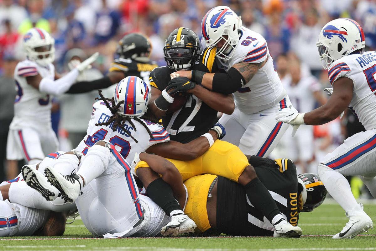 Steelers defense pulls the uno reverse card on the Bills