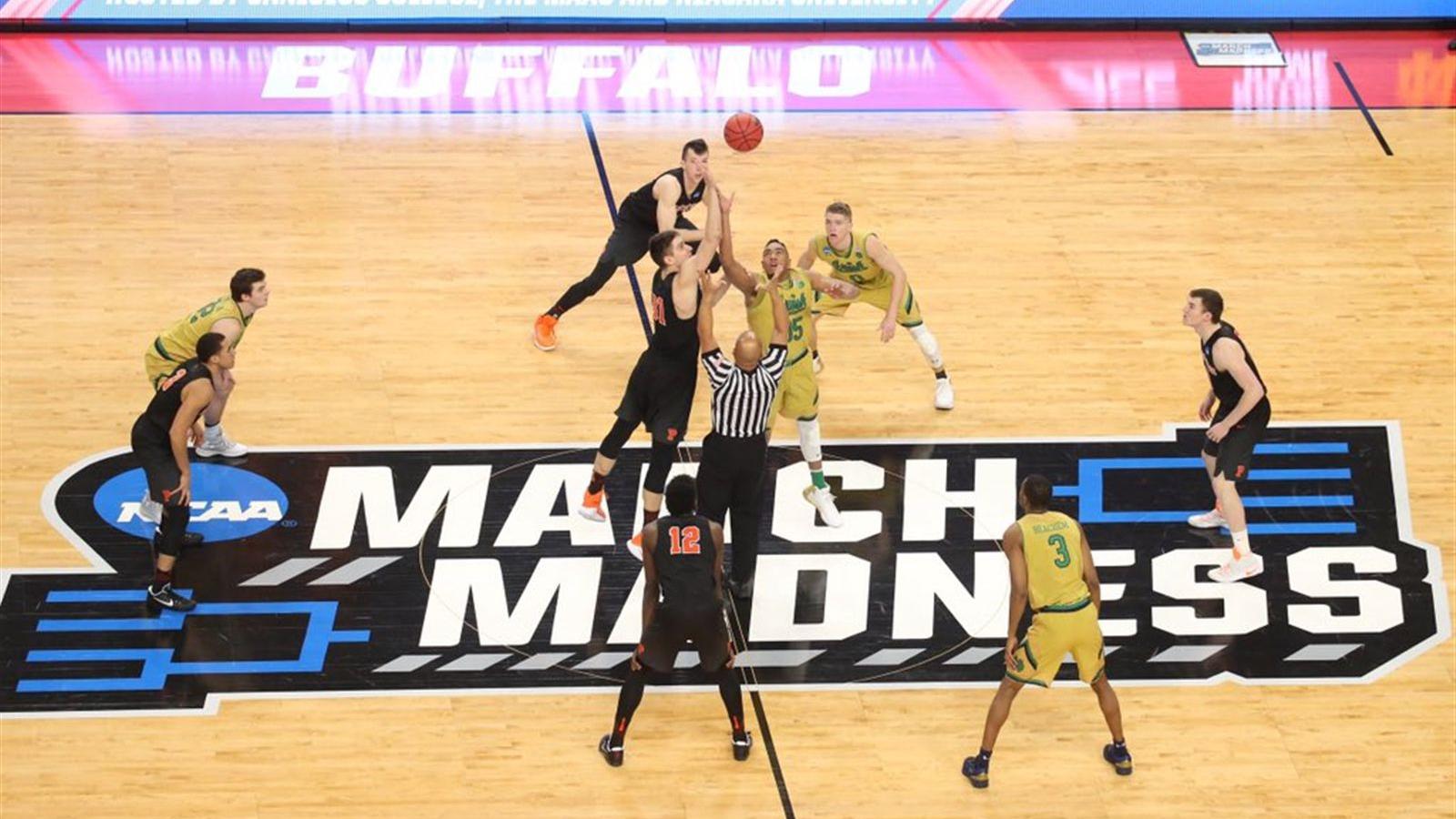 Buffalo Picked For Frozen Four In 2019 Ncaa Hoops In 2022 College Sports Buffalonews Com Who Is Picked Ad 2022 Ncaa Championship