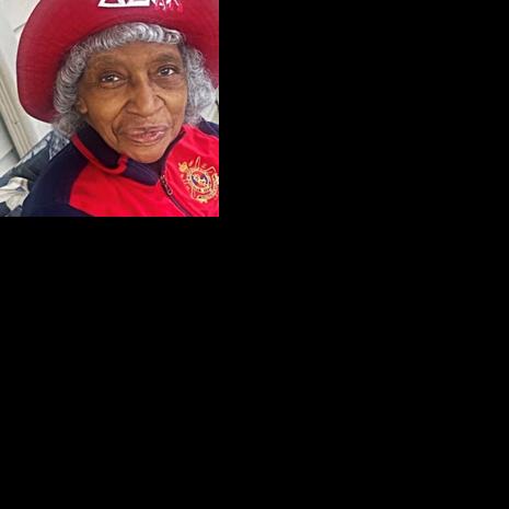Rowena Adams Jones, 96, honored as student life administrator at UB