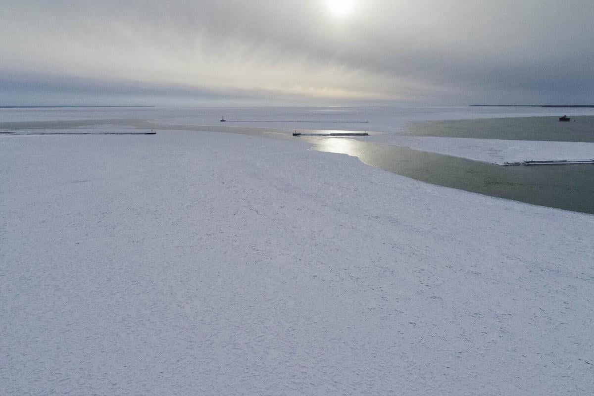 When Lake Erie Freezes Over Continued Cold Could Reduce Lake Effect Snow State And Regional Buffalonews Com When Lake Erie Freezes Over Continued Cold Could Reduce Lake Effect Snow State And Regional Buffalonews Com