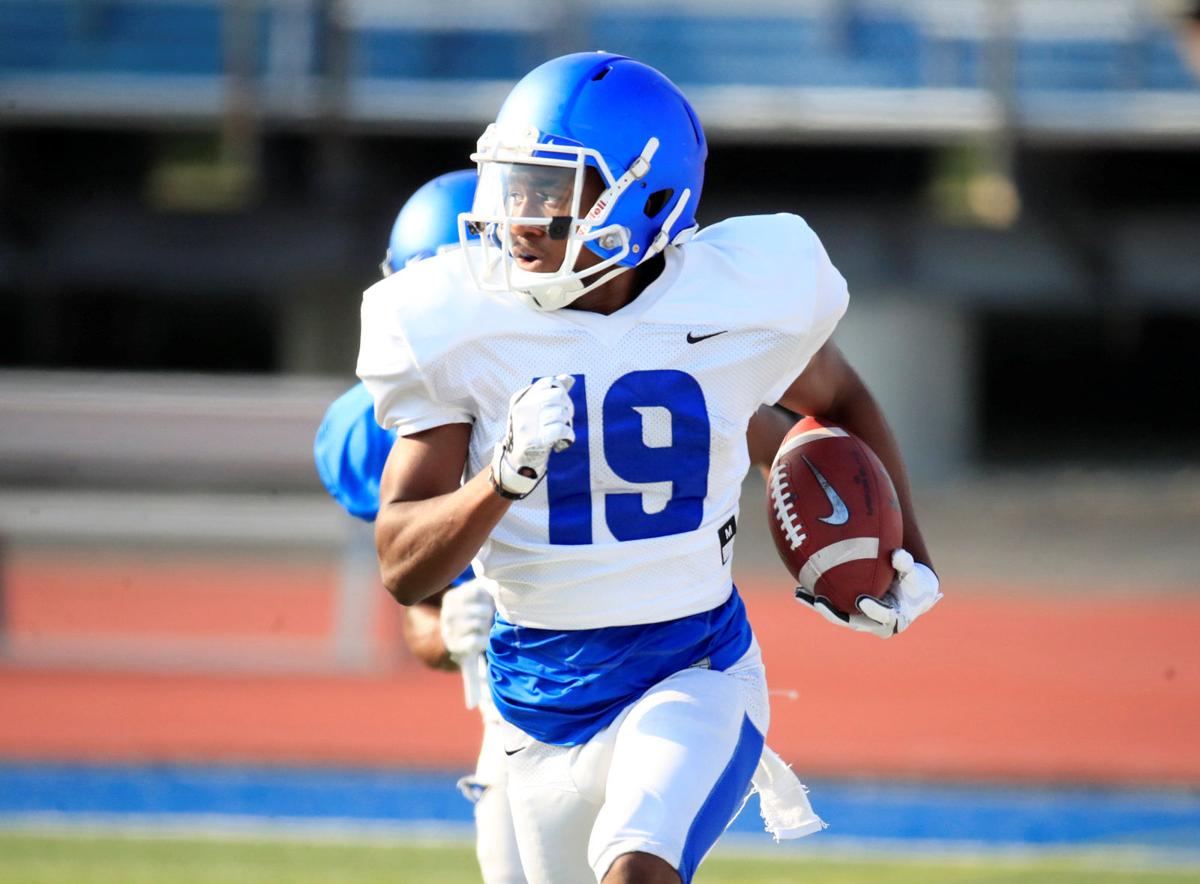 Injury Bug Bites Already Inexperienced Ub Wide Receivers College Buffalonews Com