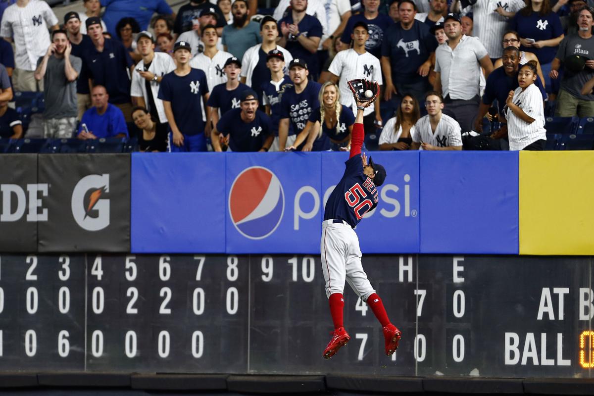 Yankees fan goes viral for argument with children in Red Sox gear