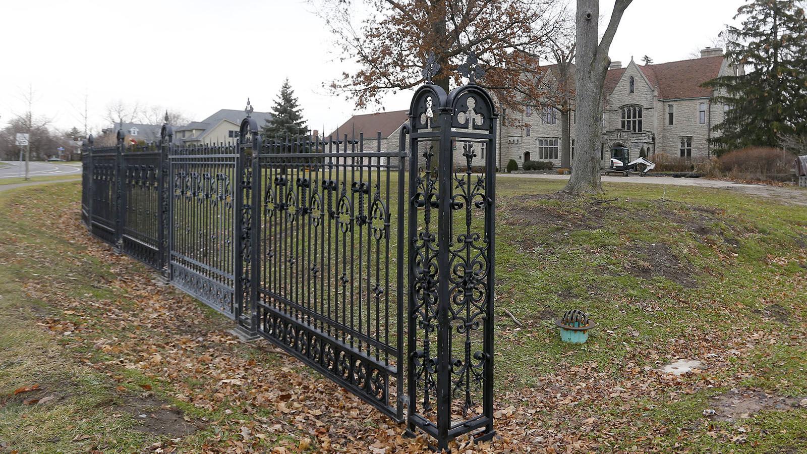 Nottingham Fence Saga Nears An End After Past Controversy Local News Buffalonews Com