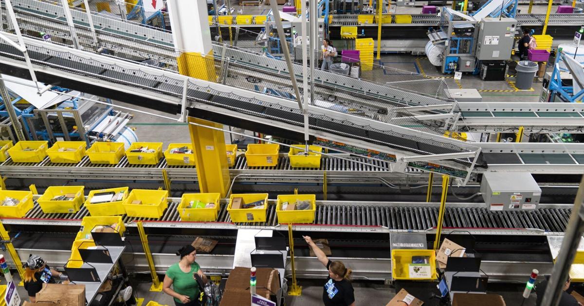 Amazon Rochester Amazon's Rochester center foreshadows Niagara location